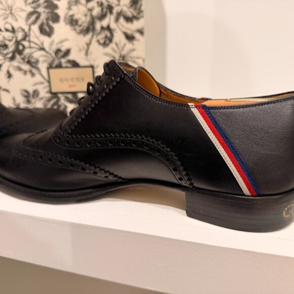 GUCCI Sylvie Web brogue leather Oxford Dress shoes Black 8.5/9 Excellent main image 8
